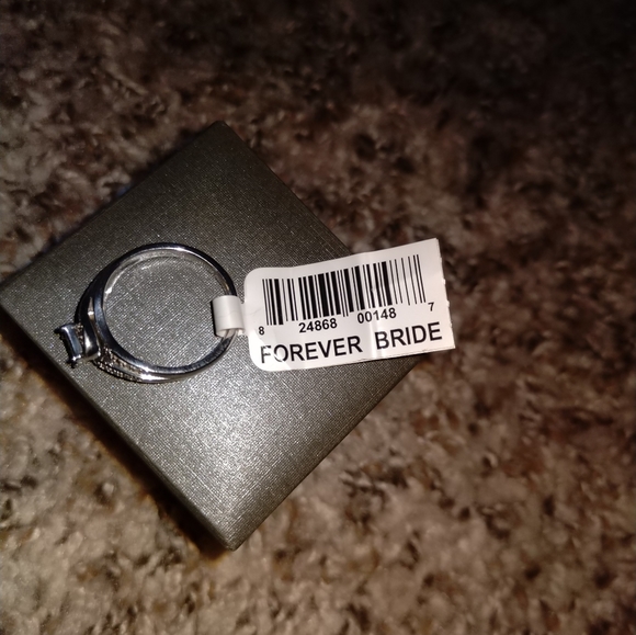 NWT!! SS 💍 Diamond Promise Ring! - Picture 4 of 9